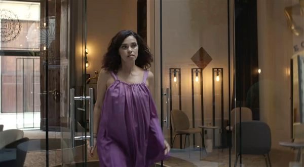 Marina Rico en un fotograma de «El Elixir»